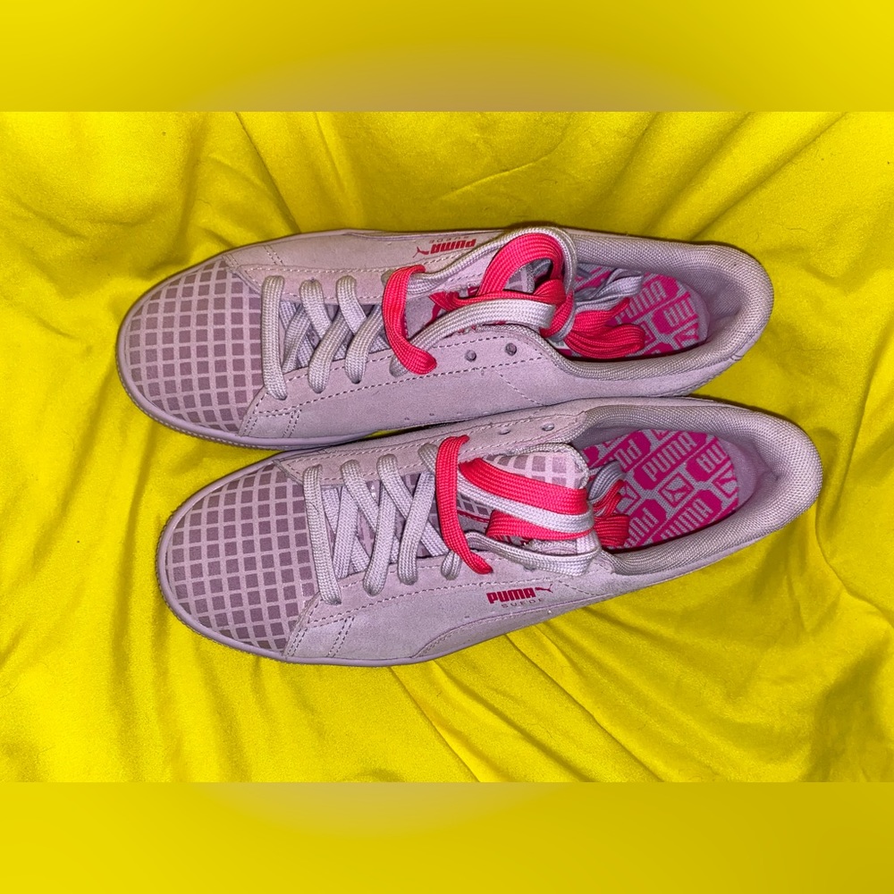 Women's Puma Suede Sneakers